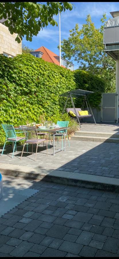 Am Kleinen Muehlenteich - Zentrale Ruhige Lage Mit Parkplatz Und Fahrraedern Apartment Flensburg Exterior photo